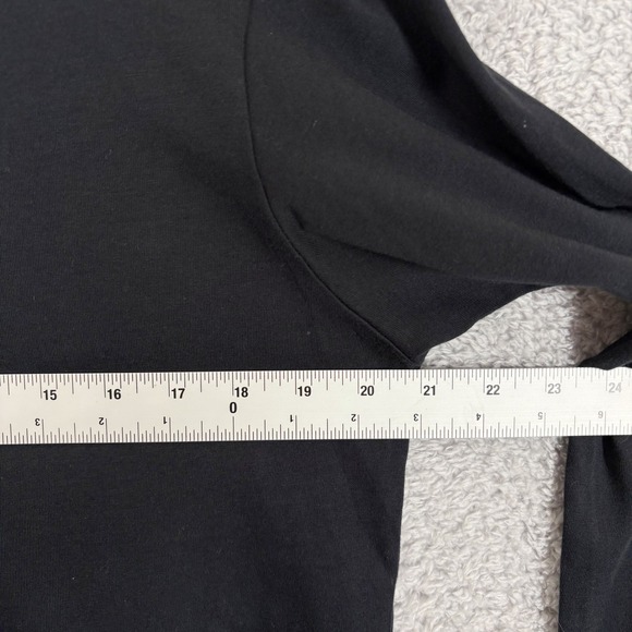 AYR The Slushy 100% Pima Cotton Long Sleeve Relaxed Crop Tee Shirt Size M Black - Picture 4 of 8